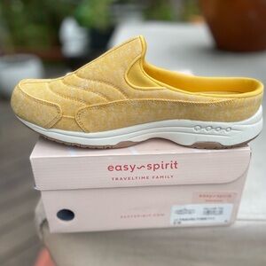 Easy~Spirit TravelTime Family WideWidth